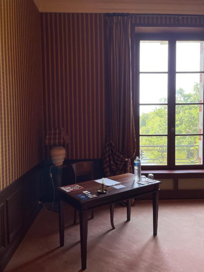 Chateau De Praslins Nogent-sur-Vernisson Zewnętrze zdjęcie